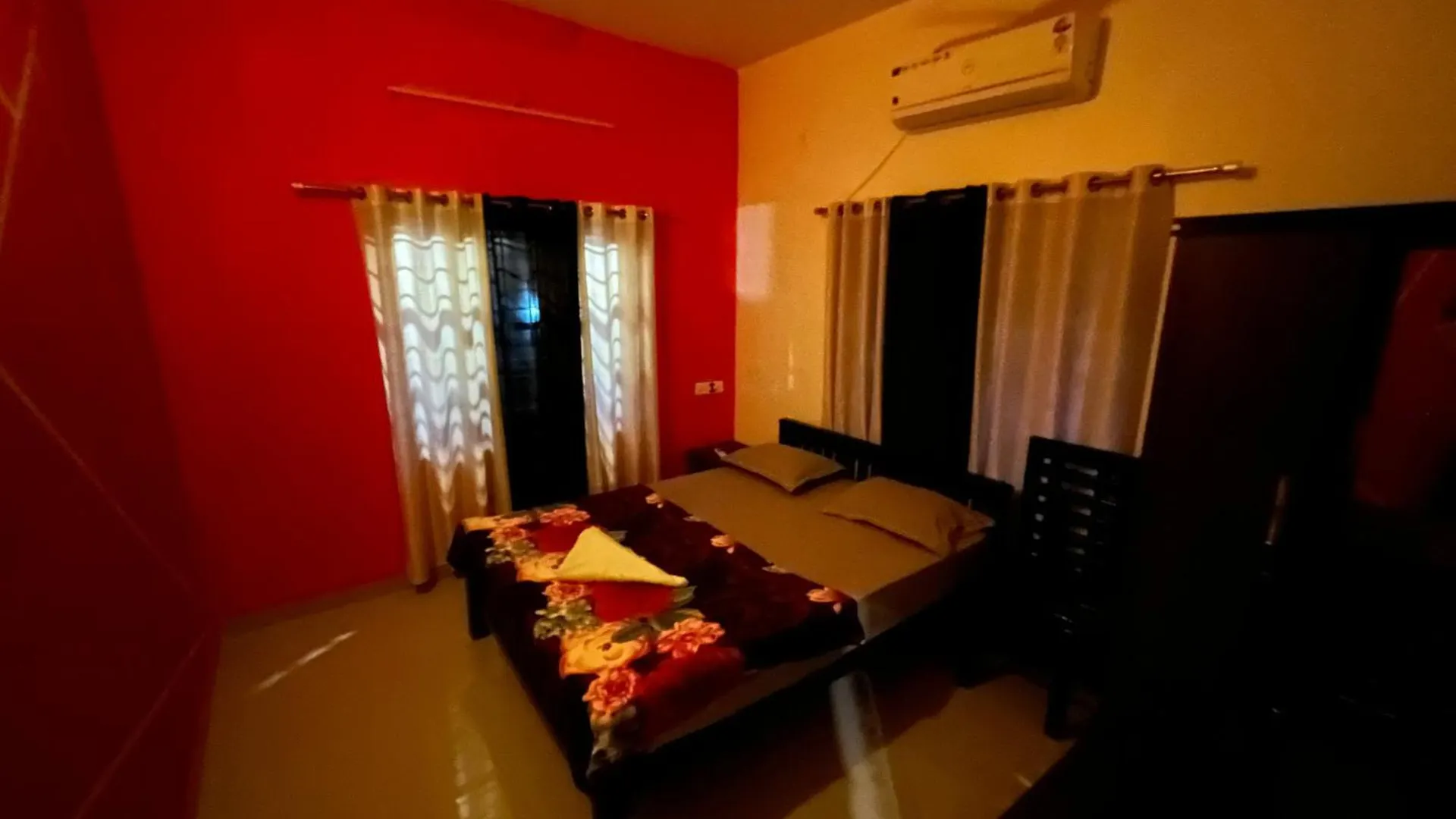 Phoenix Homestay Varkala