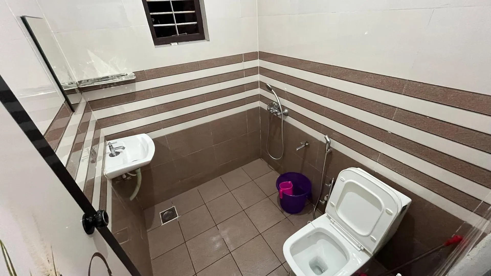Phoenix Homestay Varkala 0*,