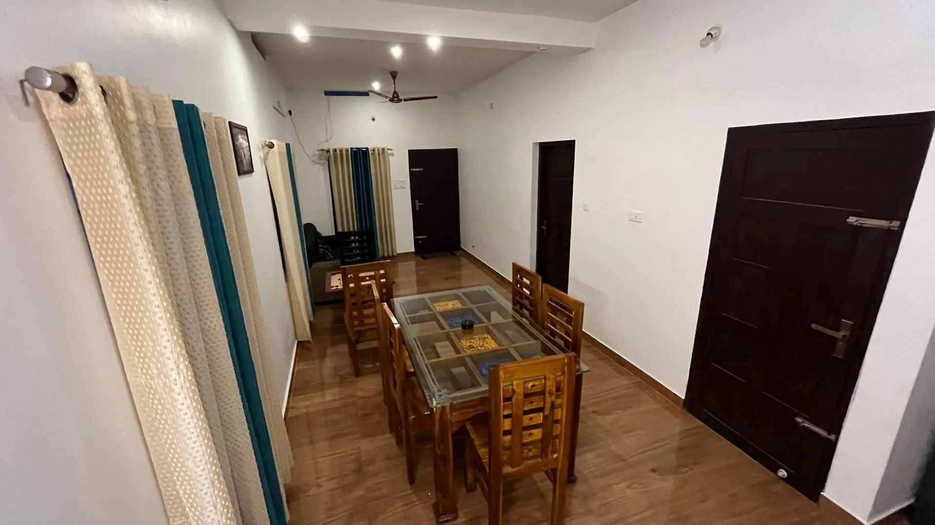 Phoenix Homestay Varkala