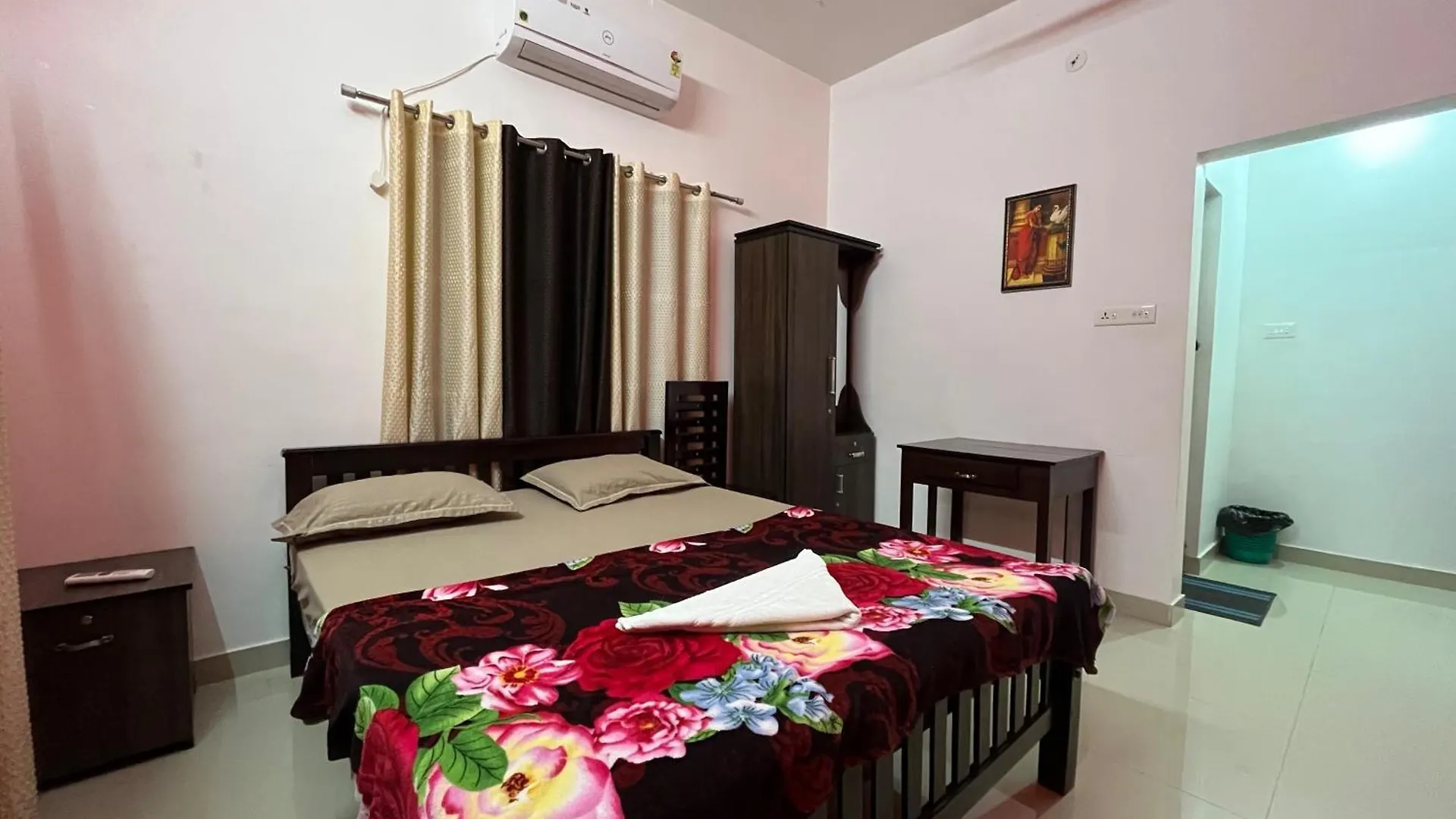 Phoenix Homestay Varkala