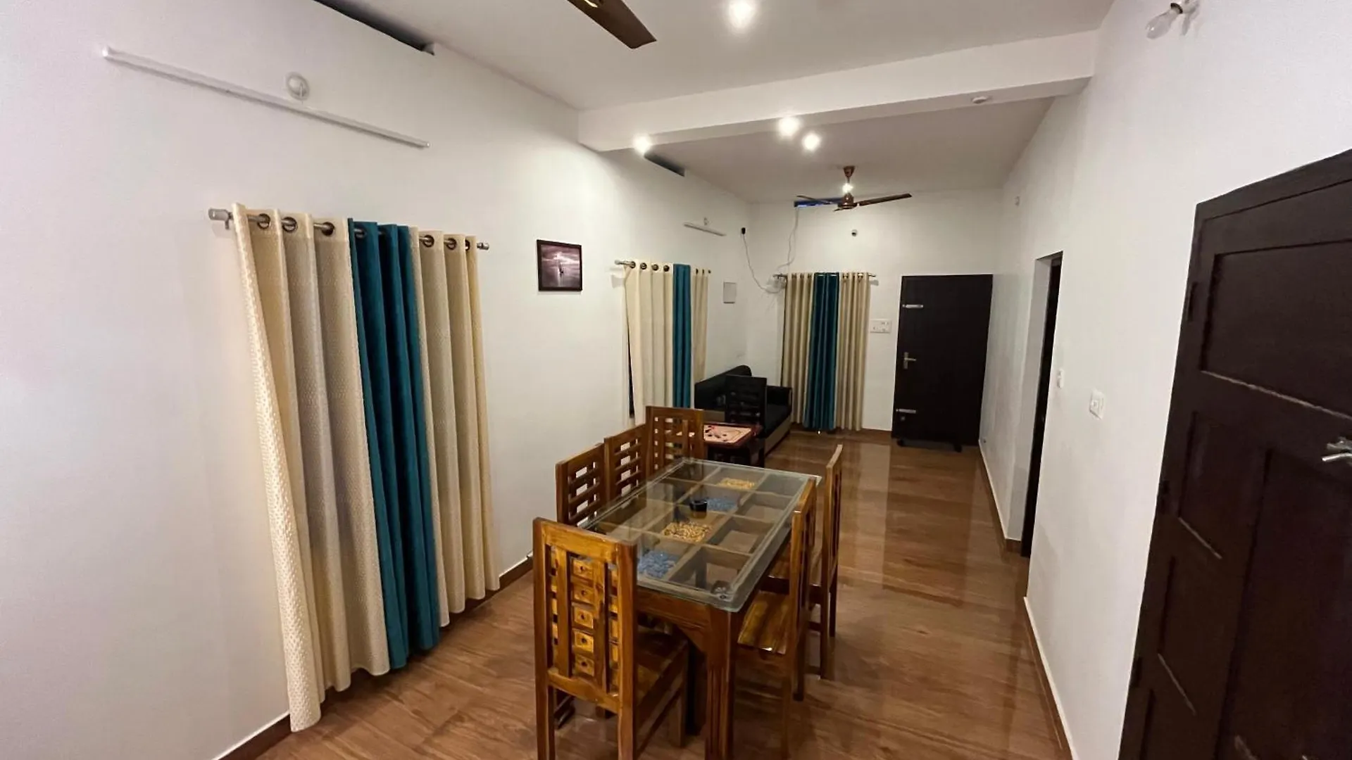 Phoenix Homestay Varkala