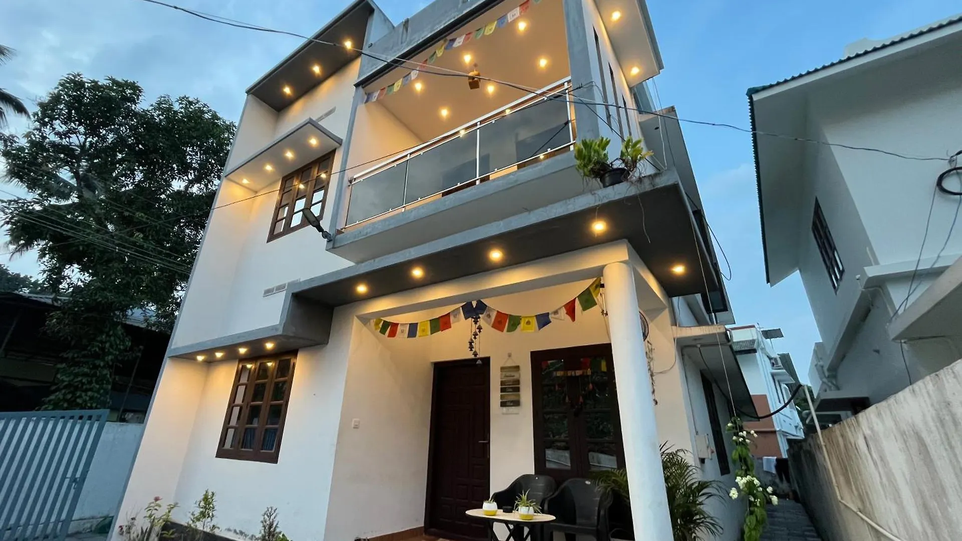 Phoenix Homestay Varkala