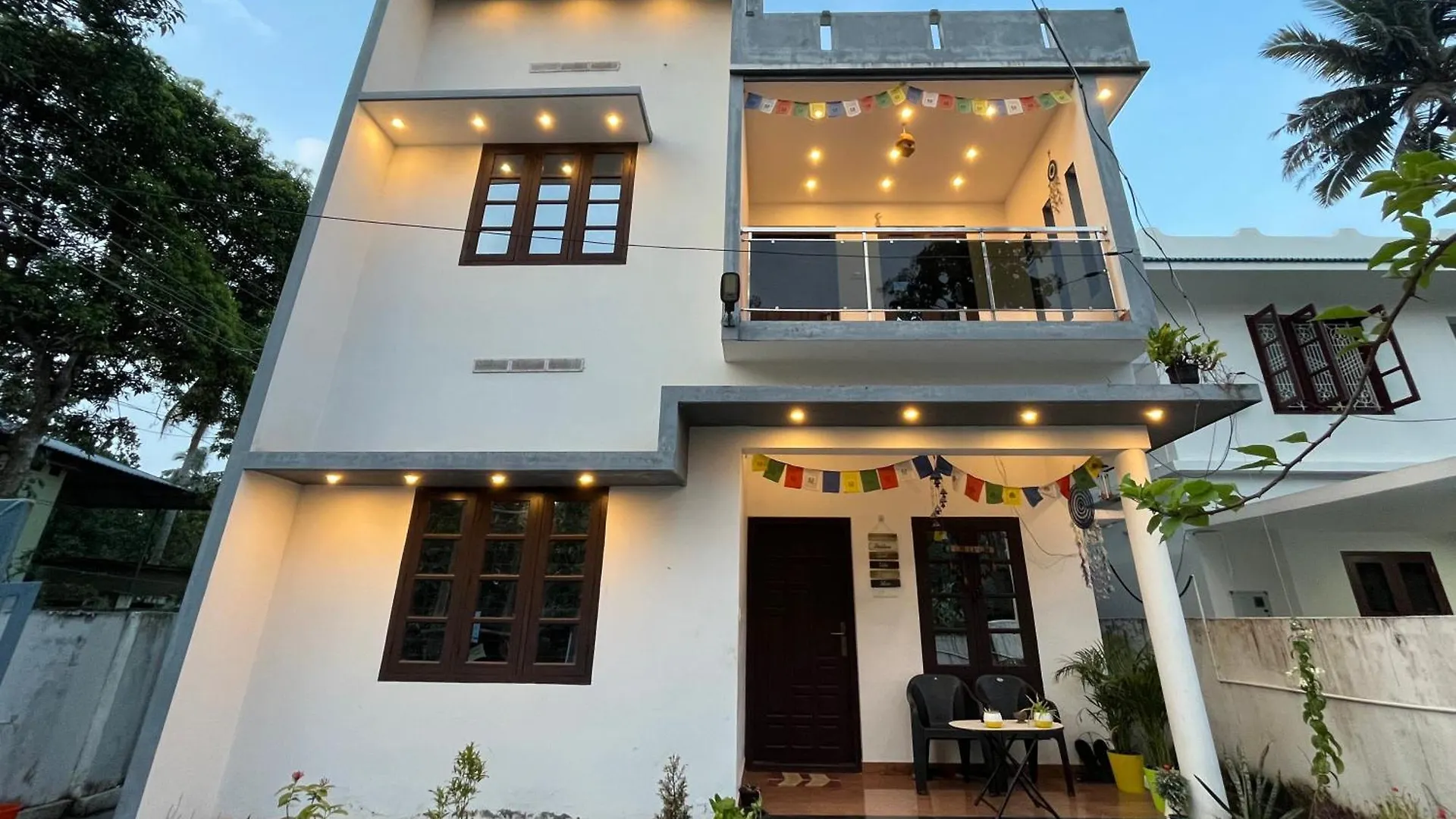 Phoenix Homestay Varkala