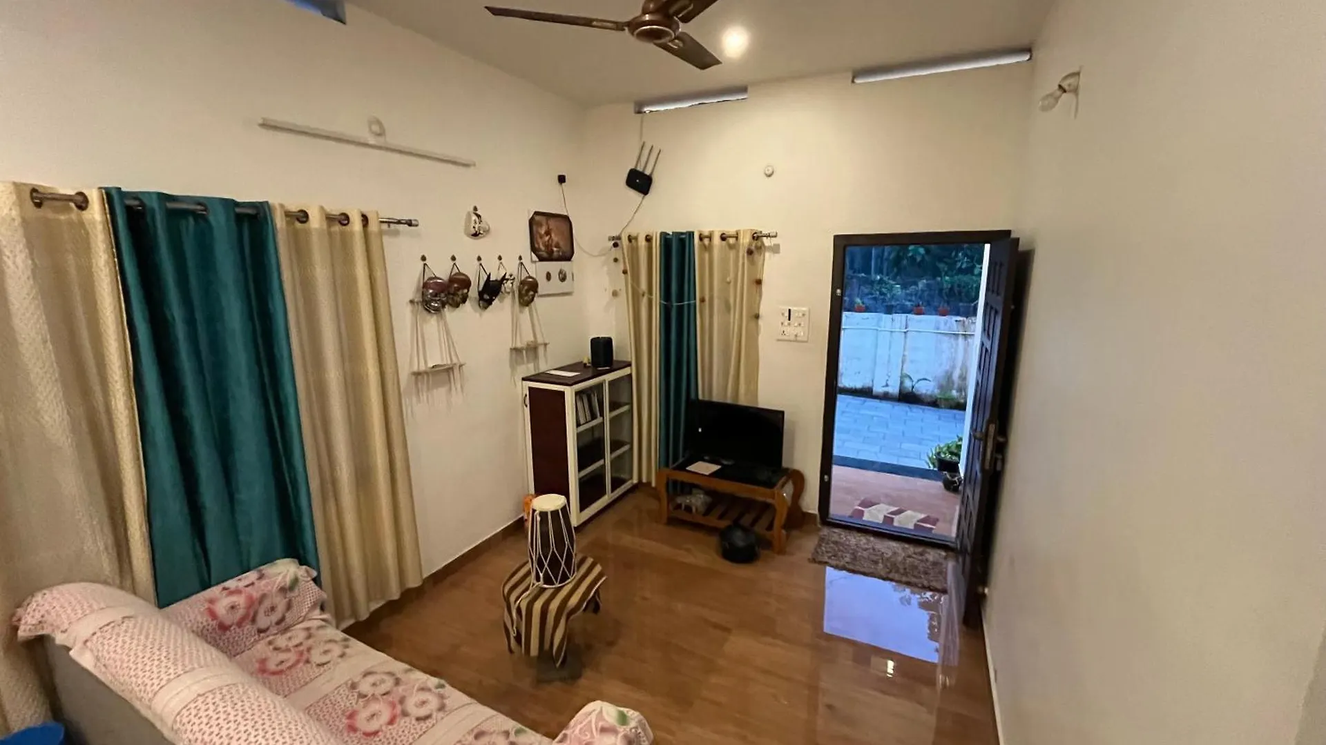 Phoenix Homestay Varkala